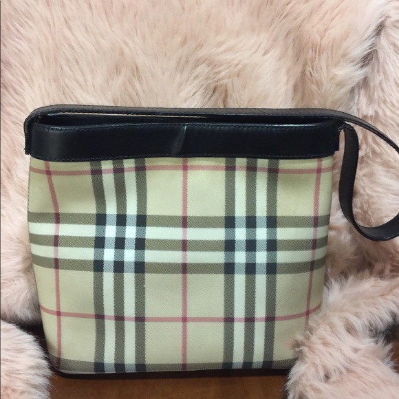 Burberry Nova Check- authentic - Picture 1 of 8